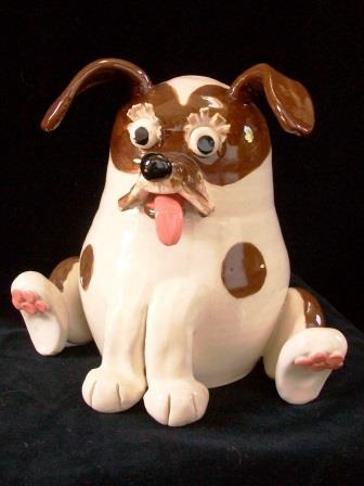 Brown & White Dog Banlk